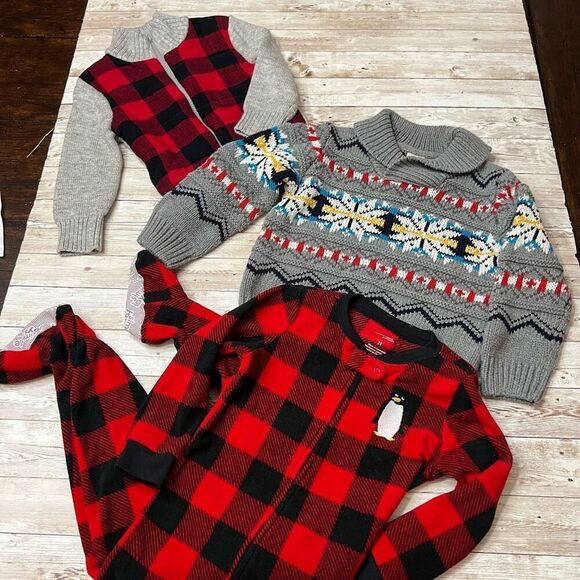 2T Boys Girls Holiday Bundle Jacket Sweater Christmas Pajamas EUC Red Black Gray - Picture 1 of 13